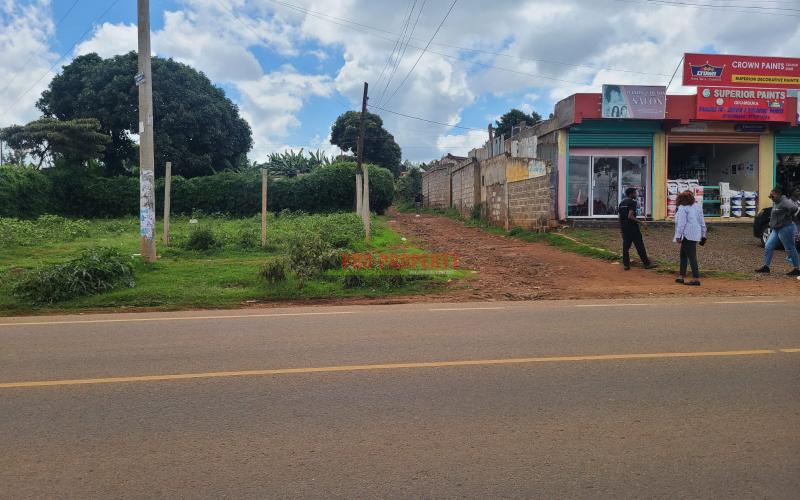 Commercial plot for sale in Gikambura