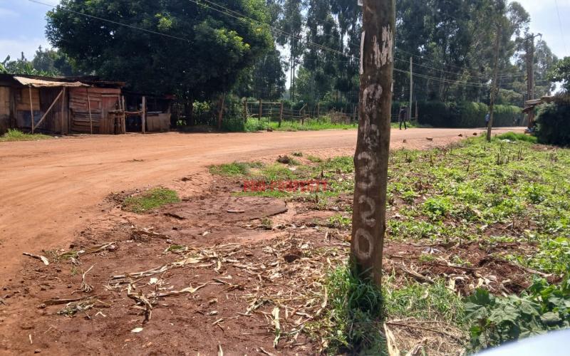 PRIME  100 BY 100 COMMERCIAL PLOT FOR SALE IN KIKUYU,GIKAMBURA