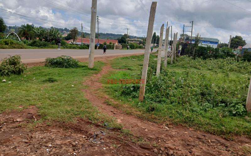 Prime 40 By 90 Ft Commercial Plot For  Sale In  Kikuyu,gikambura