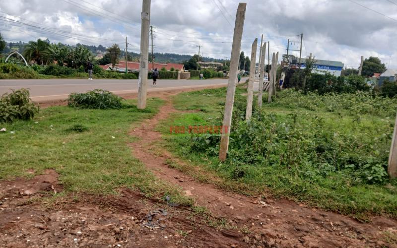 Prime 40 By 90 Ft Commercial Plot For  Sale In  Kikuyu,gikambura