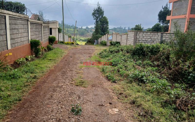 Prime 50 By 100ft Residential Plot For Sale In Kikuyu,muthure