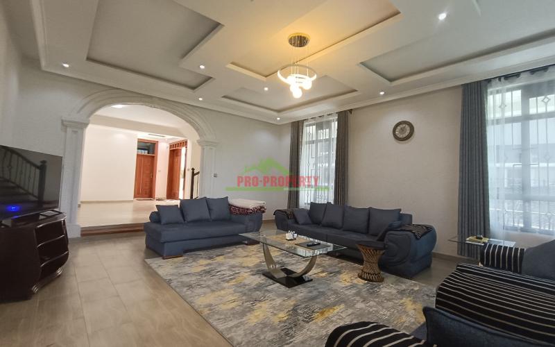 6 Bedroom  Ultra-modern Maisonette For Sale In Daykio, Bustani, Ruiru