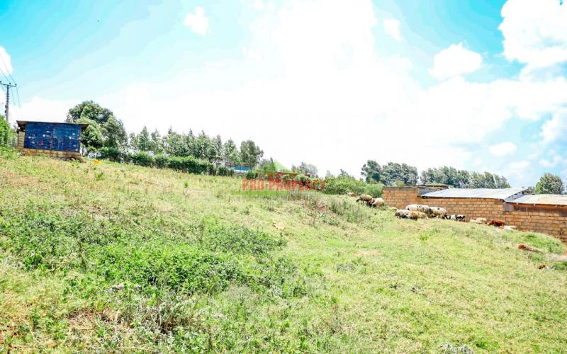 Prime Commercial Plot Touching Tarmac For Sale In Kikuyu, Ondiri
