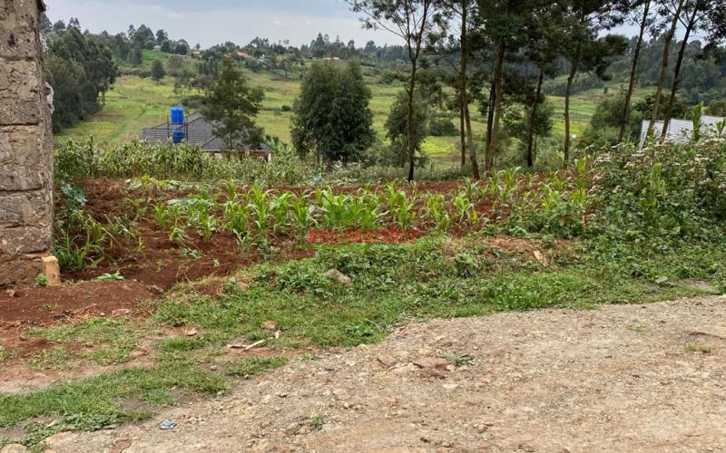 Residential Plot For Sale In Gitaru Along The Western Bypass.