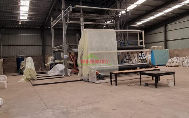 Commercial Godown For Sale Along The Nairobi-nakuru Highway.