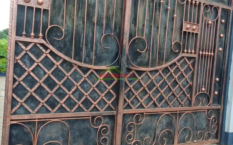 Kikuyu, Thogoto 4 Bedroom House For Sale Sitting On A 50by100ft