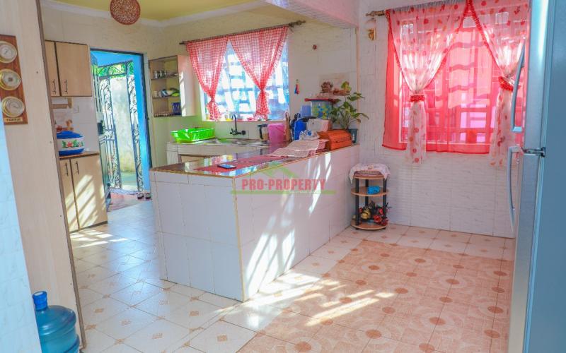 3 Bedroom Maisonette For Sale