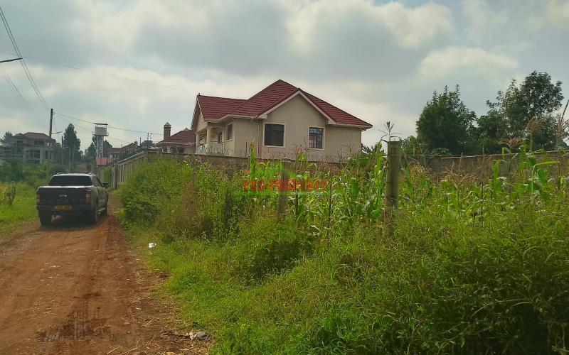 A1 60 by 100ft PLOT FOR SALE IN GIKAMBURA