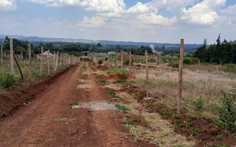 -Prime 50by100ft plot for sale in Kikuyu, kamangu .
