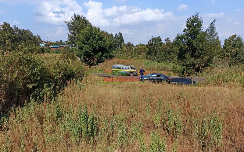 Commercial Touching Tarmac Plot For Sale In Kamangu