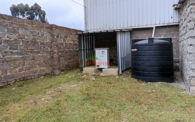 Commercial Go Down For Sale Along The Nairobi-nakuru Highway.