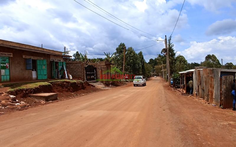 Touching Tarmac Plot For Sale In Kikuyu, Gikambura