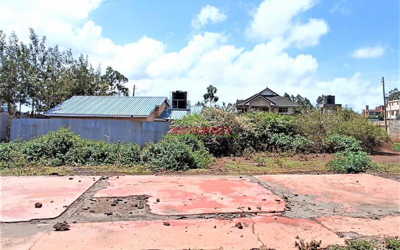 Touching Tarmac Commercial Plot For Sale In Kikuyu At Gikambura
