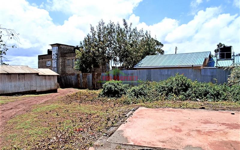 Touching Tarmac Commercial Plot For Sale In Kikuyu At Gikambura