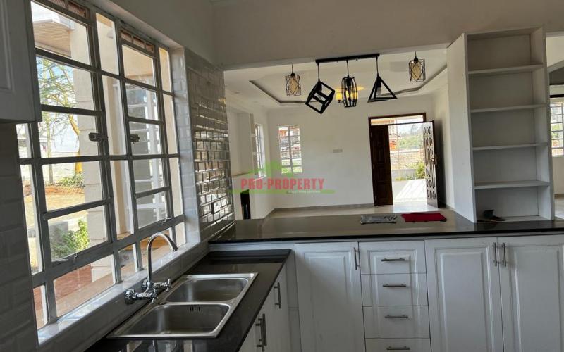 House For Sale In Kikuyu, Lusigetti In A  Gated Community.