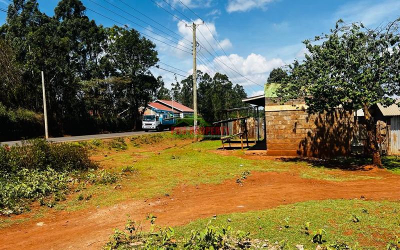 Commercial 100 By 100 Fts Plot For Sale Fronting The Tarmac (thogoto-mutarakwa Road) In Gikambura.