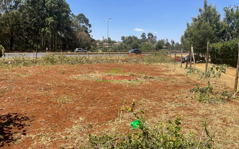 Prime Commercial Plot Fronting The Tarmac For Sale In Kikuyu Along The Southern Bypass.