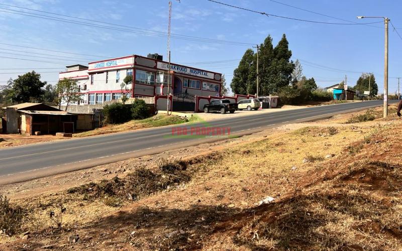 Commercial 50 by 100fts Plot For Sale In Kikuyu, Gikambura (Touching Tarmac).