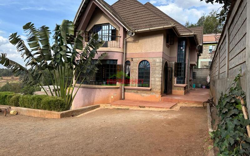 4 Bedroom All En-suite Maisonette For Sale Along Waiyaki Way In Kikuyu Sigona.