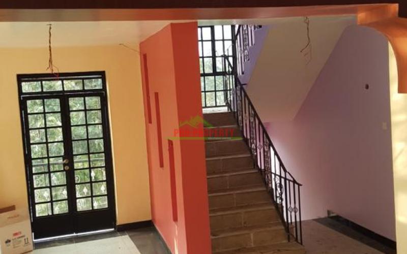 4 Bedroom All En-suite Maisonette For Sale Along Waiyaki Way In Kikuyu Sigona.