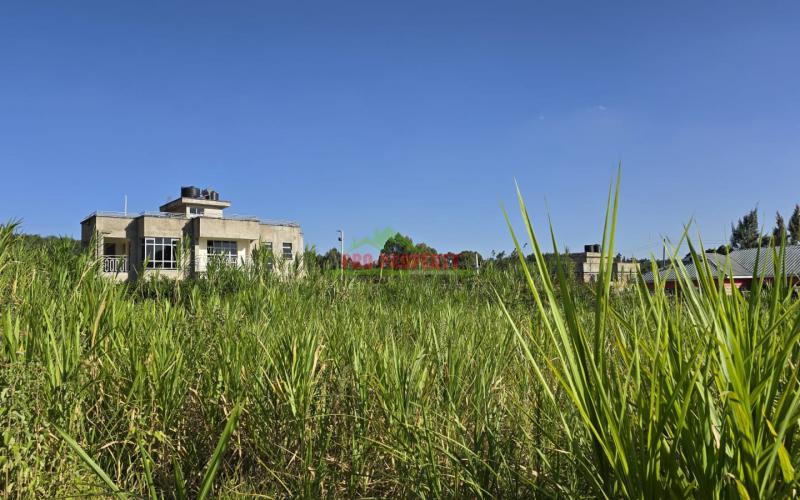 Prime 100x100ft Residential Plot For Sale In A Secure Gated Community – Just 50m From Tarmac And Police Station