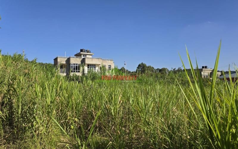 Prime100x100ft Residential Plot for Sale in a Secure Gated Community – Just 400m from Tarmac