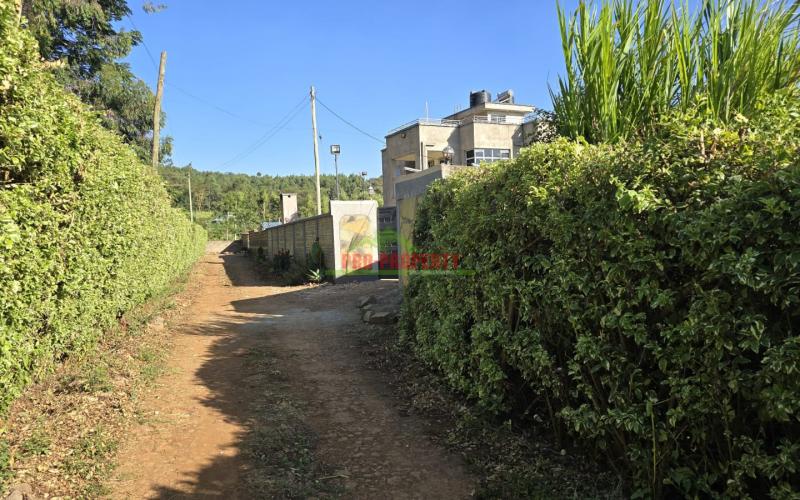 Prime100x100ft Residential Plot For Sale In A Secure Gated Community – Just 400m From Tarmac