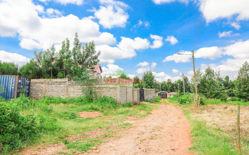 Prime Residential Plot Touching Tarmac For Sale In Kikuyu, Kamangu.