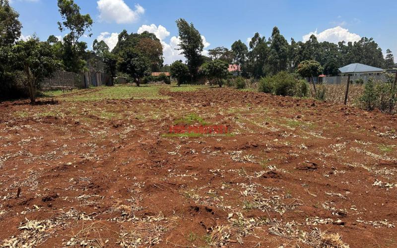 Prime One Acre Land On Tarmac For Sale In Kikuyu ,gikambura.