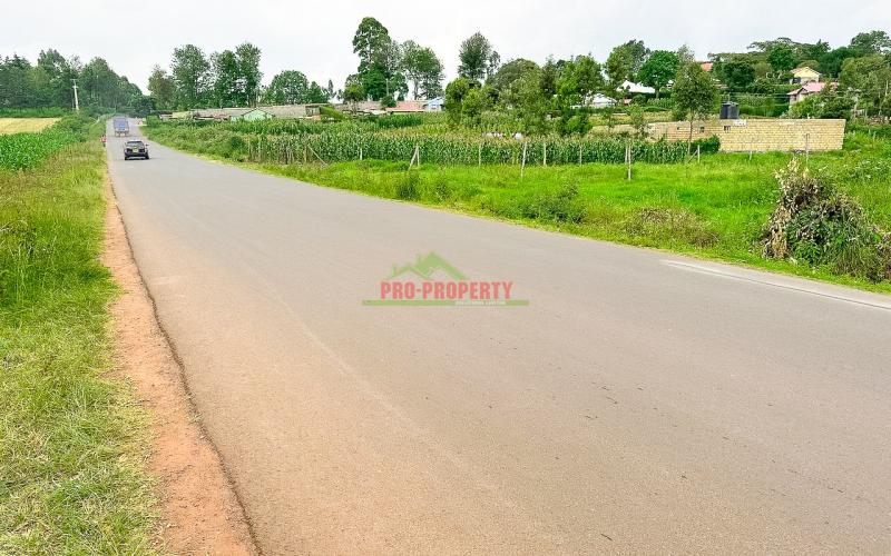 Plots For Sale Touching Tarmac in Kikuyu, Ondiri.