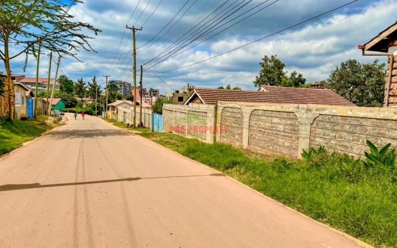 Prime Commercial Plot Touching Tarmac For Sale In Kinoo.