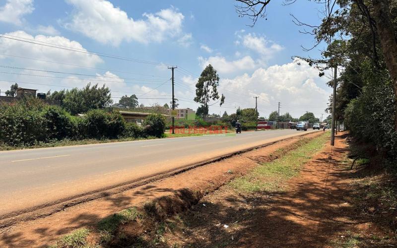 Prime One Acre Land On Tarmac For Sale In Kikuyu ,gikambura.